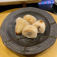 すし処 初音 - 江戸前伝統のヤリイカの印籠詰め