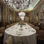 Cantine Barbaroux - 王族の晩餐