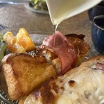 CRAFT HOTEL 瀬戸内 - フレンチトースト、グラタントースト