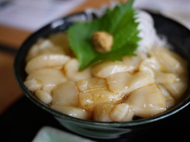 海鮮食堂 よってけまるとみ(海鮮丼)>