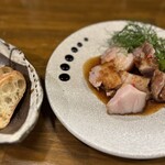 横須賀夜市 - 三元豚のグリルとバケット