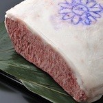 炭火焼肉 日本橋イタダキ - 厳選された最高峰の和牛【神戸牛】