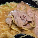 さっぽろラーメン 桑名 常盤台店 - 味噌チャーシュー　メンマトッピング