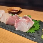 大衆日本酒バル ふとっぱらや - 「鮮魚盛合せ¥690-」