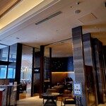 256309078 - お店の入り口、お手洗いは外です。写真右手。