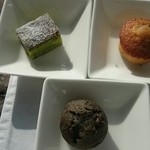 ピーク・ラウンジ - 