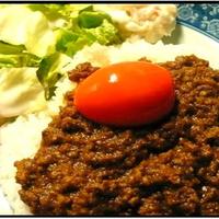 キーマエッグドライカレー