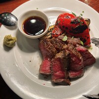 カルネジーオ イースト - 