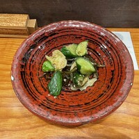 炭焼 うな富士 有楽町店 - 御通しのお漬物