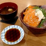 天ぷら海鮮丼専門 天海丸 - 人気二色丼