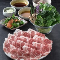 鹿児島黒豚「黒宝豚」肩ロース(180g)
