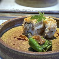 日本料理 TOBIUME - ＊丁寧に骨切りした鱧の厚みがスゴイ！炭火で焼かれているので、より美味しいですね。