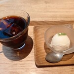 豆腐料理 空野 - 食後のスイーツセット(600円) 好きなスイーツのハーフサイズとコーヒーのセット 80円オトク