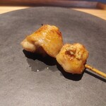 炭焼 おかげさん - [2024年7月　訪問]ぼんじり。2口目は粒マスタードでしっかり〆る。