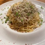 アンチョビ - アンチョビと湘南しらすのペペロンチーノ