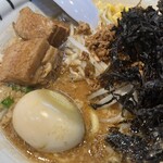 濃口背脂味噌らーめんと餃子 大福帳 - 