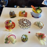 DINING & BAR TABLE 9 TOKYO - 