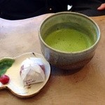 喫茶 かっぺ - 抹茶・栗きんとん付(600円)