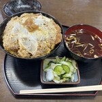 ます栄食堂 - かつ丼