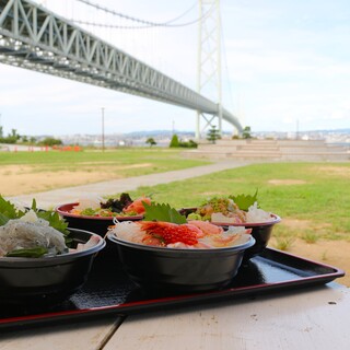 潮風にあたりながら、明石海峡大橋を臨む◇絶景パノラマ空間◇