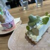 MOOMIN CAFE Karuizawa - スナフキンへ贈るライム香るレアチーズケーキ　980円
                ジェラート（フレーバー：ラテ&ブルーベリーヨーグルト）　750円