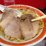 ラーメン タロー 五反田の陣 - 小ラーメン豚入り1,000円（野菜、アブラ、削り節）