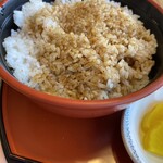 敦賀ヨーロッパ軒 - 具を開けたもの。米はもち米を使用。デフォルトでも多い。案の定、食べきれませんでした。