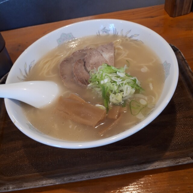 三代目 鳥よし（サンダイメ トリヨシ） - 糸井（ラーメン）の写真