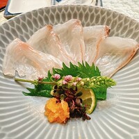 天冨良 よこ田 - ヒラメの刺し身