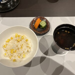 狗賓 ホテル&リゾート グヒン ダイセン - 食事　もろこしご飯