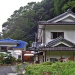 山形屋旅館 - 宿のほぼ全景