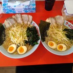 ラーメンショップ ◯化 - ネギチャーシューメン大盛＆特製ラーメン