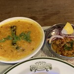 砂の岬 - ランチ（ダールフライ・タカリパチャリ＆アチャール）