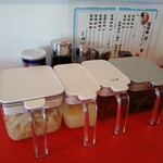 ラーメンショップ ◯化 - 卓上調味料
