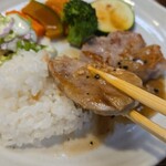 キッチン ブルー グローブ - ヒレ肉は好みです