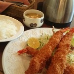 なんじゃろ？ - エビフライランチ