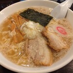 麺工房 華みずき - ギトギトラーメン（塩）