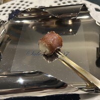 SALONE 2007 - A5サーロインのスペエディーノ、トリュフ風味のじゃがいものピュレと○