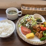 かどでcafe - 揚げ鶏と彩り野菜の甘酢あん
