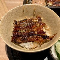 うなぎ四代目菊川 東京駅黒塀横丁店 - 