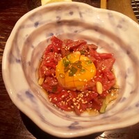 松阪苑 - ユッケ