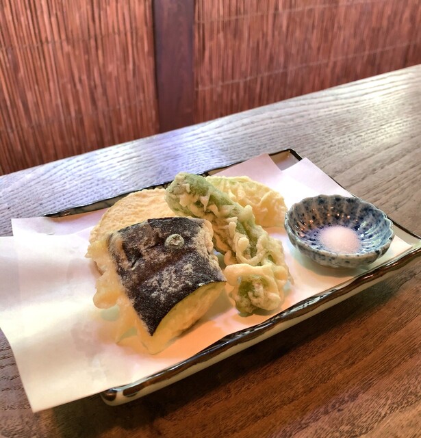 渓流荘>