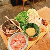 自家製粉石臼挽きうどん 青空blue 本店 - 