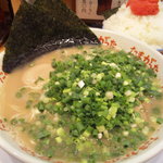 たまがった  横浜西口店 - たまがった　ラーメン青ねぎ味玉＋明太子ご飯