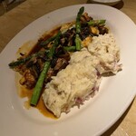 The Cheesecake Factory Honolulu - 
