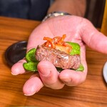 中目黒焼肉 登牛門 - 