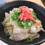 岡本中華 - 豚丼が出ていましたので注文してみました。