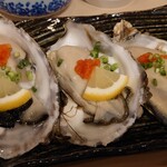 鮨ト酒 遠囲屋 - 生牡蠣