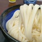 日の出製麺所 - 冷たい大_麺