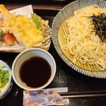 裕博 - 桜庭うどん天ぷらセット（中盛り）